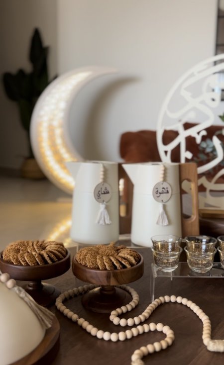 صحن خشبي من مجموعة زوار